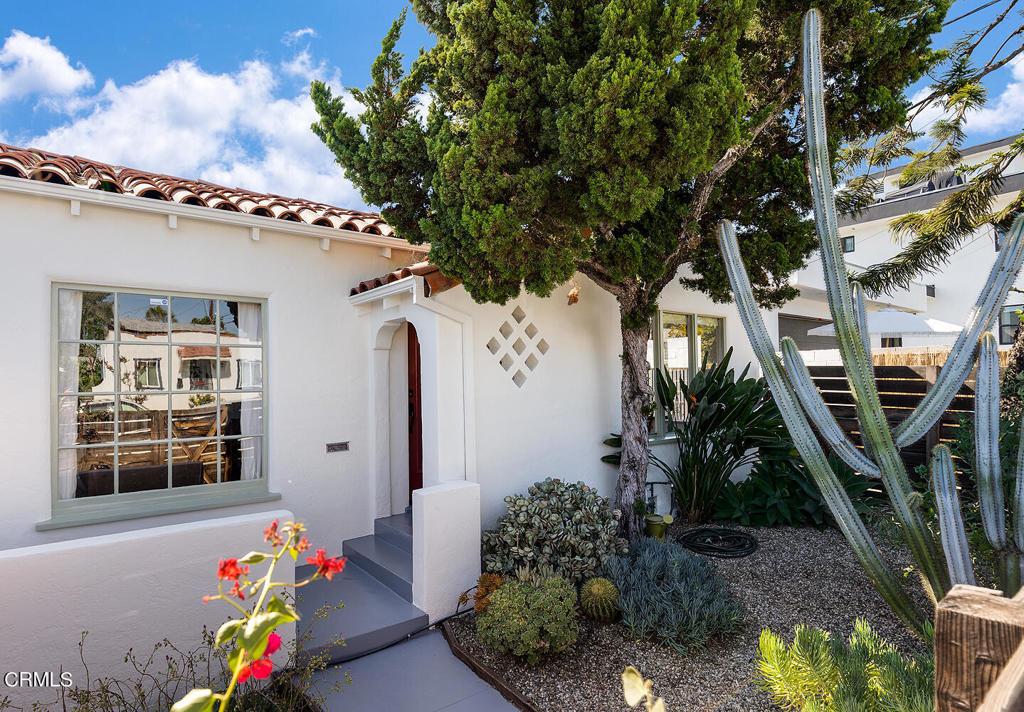 SOLD: 1411 N Avenue 50 in Highland Park