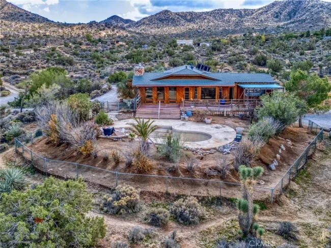 55215 Mountain View Dr